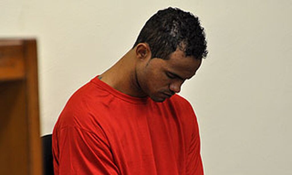 Goleiro Bruno é Preso em São Pedro da Aldeia Depois de 2 Meses em Fuga e Bateria de Buscas